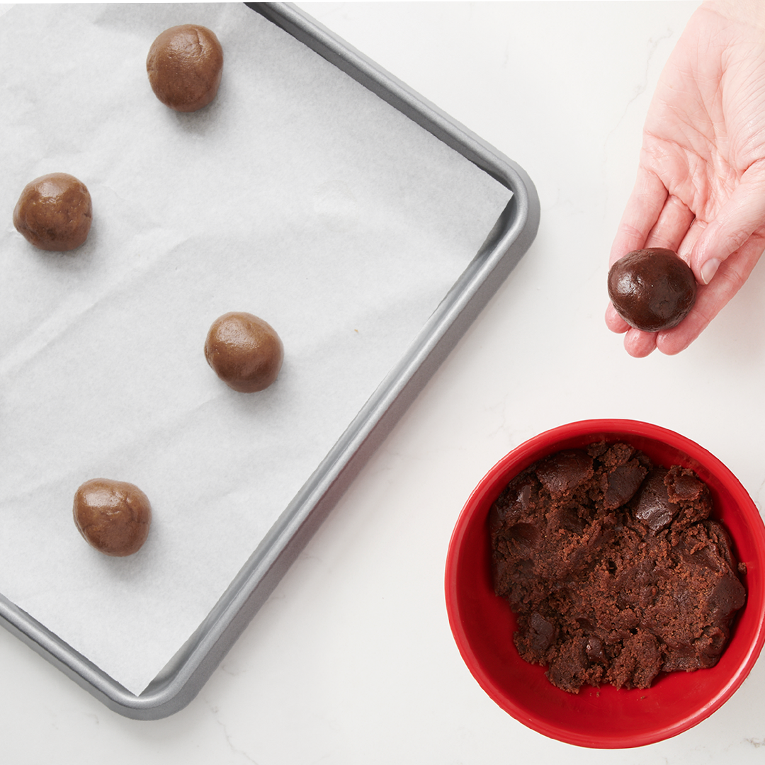 Chocolate Crinkle Cookie Baking Kit with Cocoa & Sugar