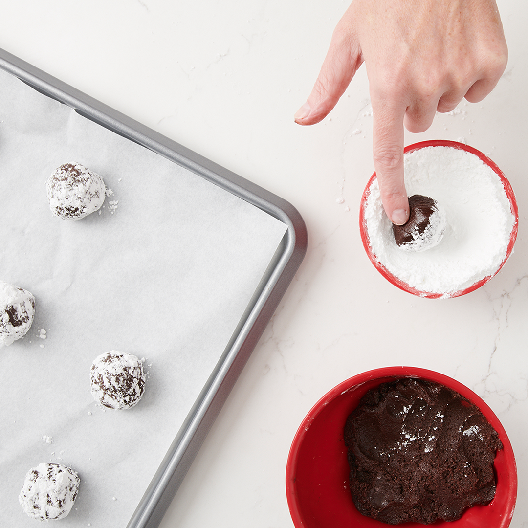 Chocolate Crinkle Cookie Baking Kit with Cocoa & Sugar